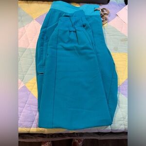 FIGS teal Zamora medium